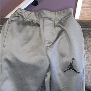 boy’s jordan track pants